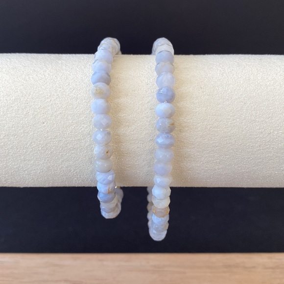 Chalcedony Bracelet - Picture 3 of 6